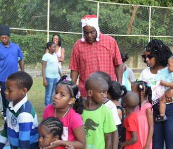 M. P. Maracas Community Christmas Children Treat 2017