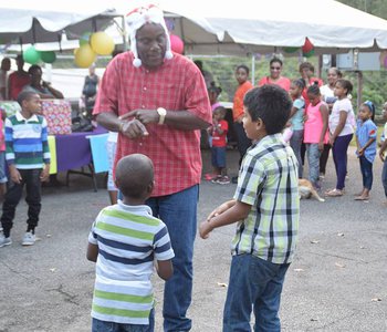 M. P. Maracas Community Christmas Children Treat 2017