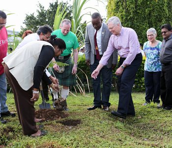 Tree Planting at Hillview College to commemorate 150 years