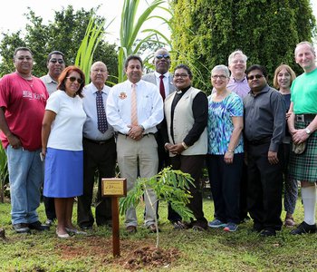 Tree Planting at Hillview College to commemorate 150 years